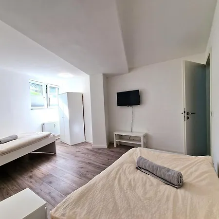 Hotel apartamentowy Bs-monteursunterkunft Be1-2 Bergisch Gladbach