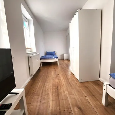 Bs-monteursunterkunft Be1-2 3*